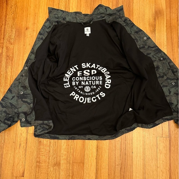 Element Camo Button front Women's Size L(j5 - Picture 9 of 11